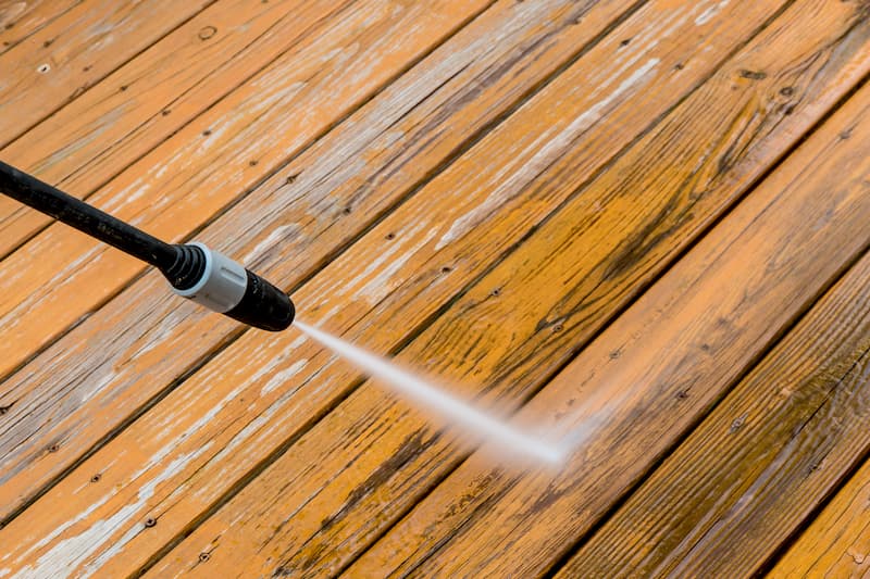 Deck & Patio Washing